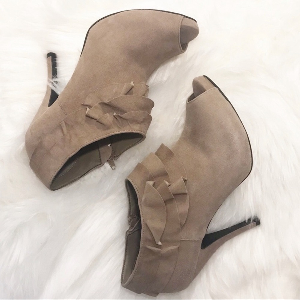 Gianni Bini Beige Peep Toe Ruffled Booties